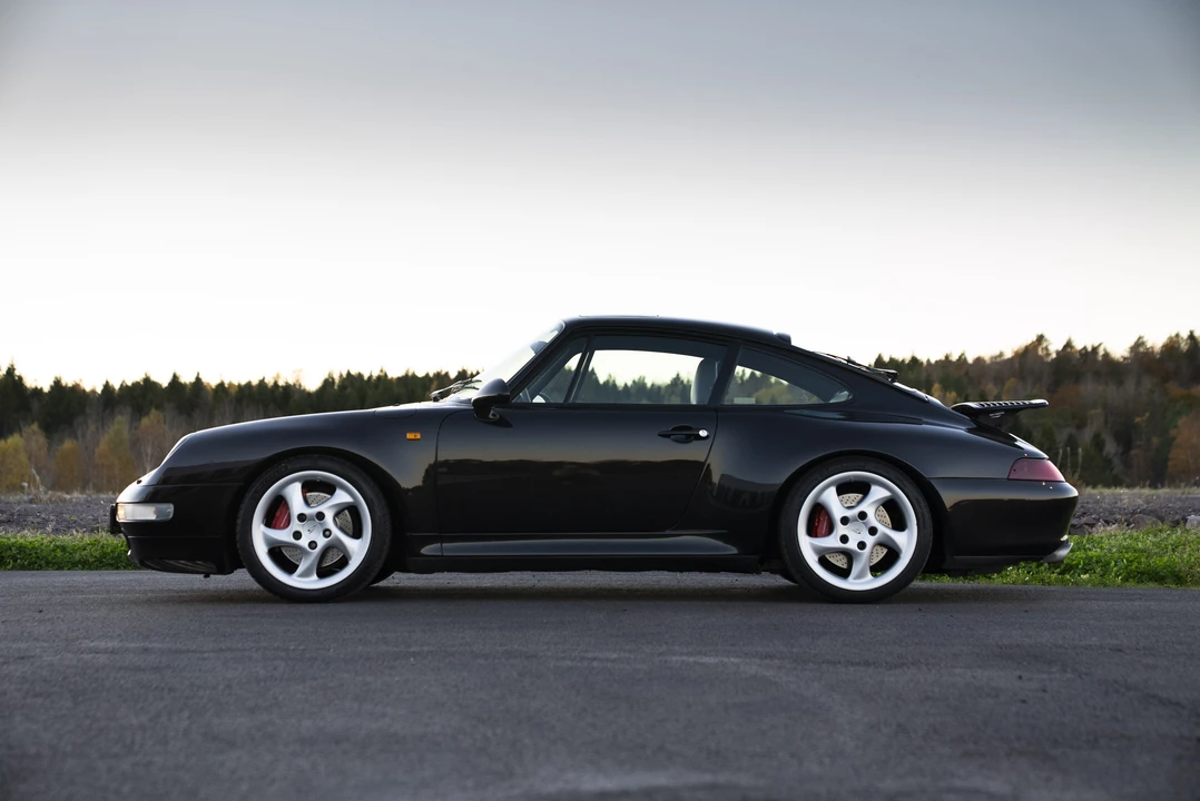 1996 Porsche 993 Carrera 4S - Image 19 of 31