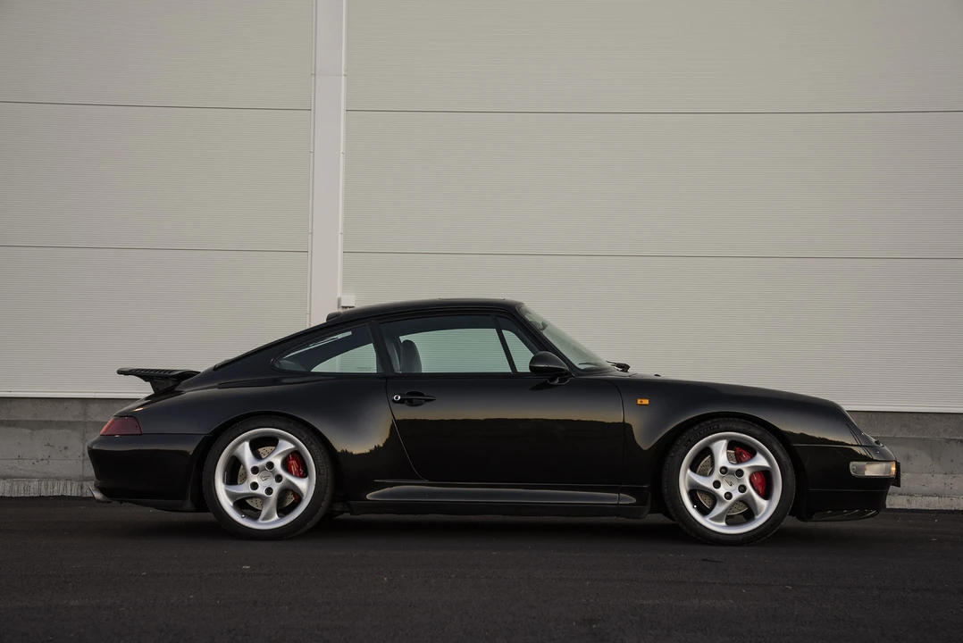 1996 Porsche 993 Carrera 4S - Image 4 of 31