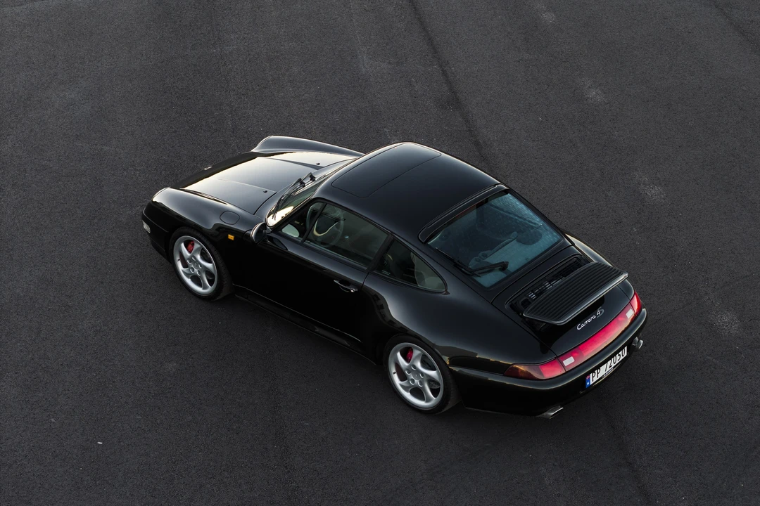 1996 Porsche 993 Carrera 4S - Image 26 of 31