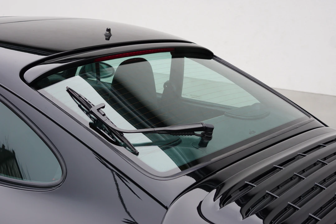 1996 Porsche 993 Carrera 4S - Image 12 of 31