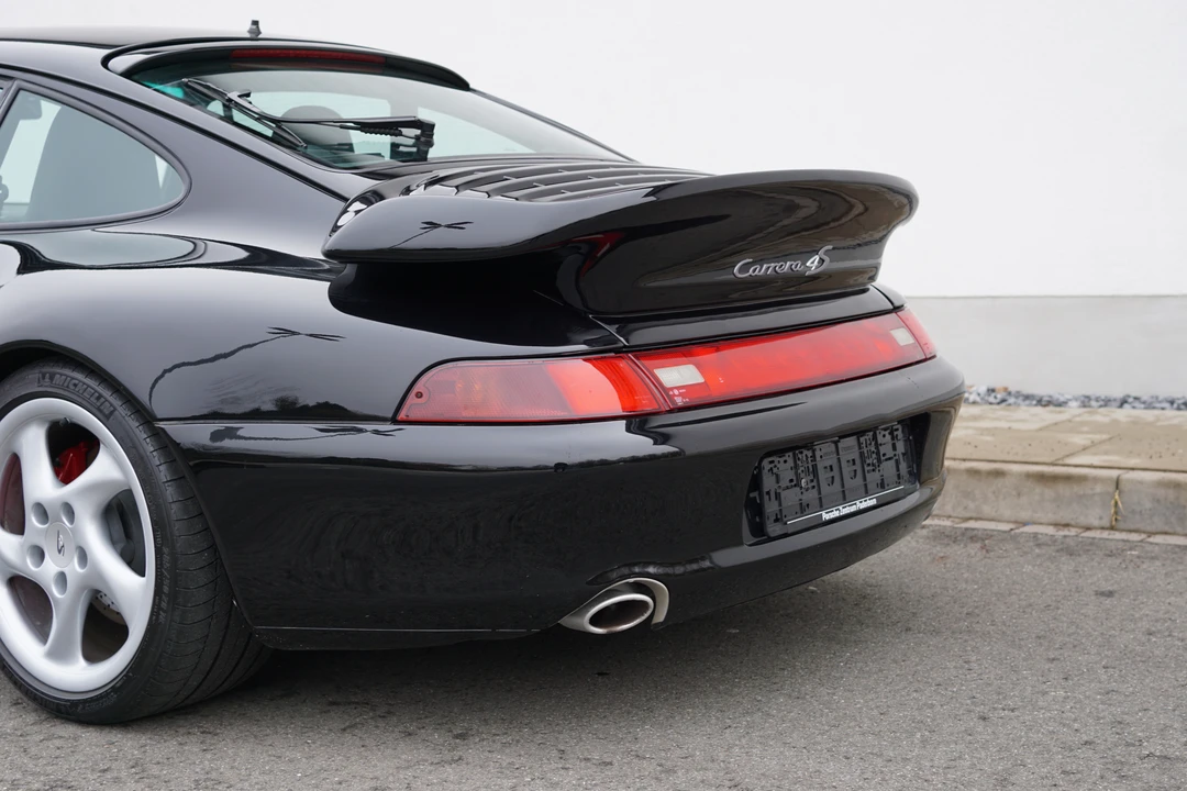 1996 Porsche 993 Carrera 4S - Image 26 of 31