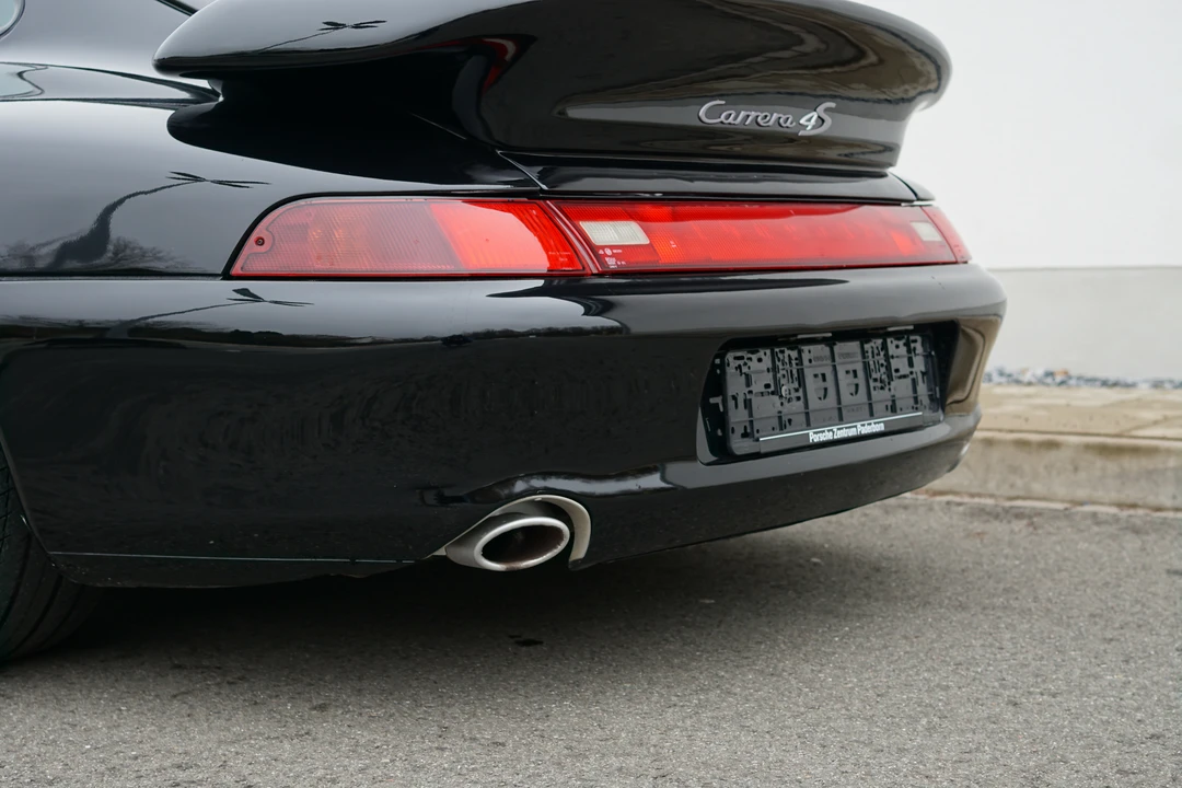1996 Porsche 993 Carrera 4S - Image 17 of 31