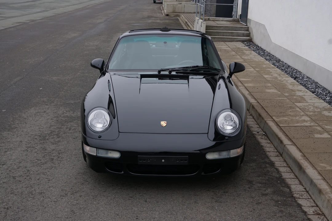 1996 Porsche 993 Carrera 4S - Image 10 of 31