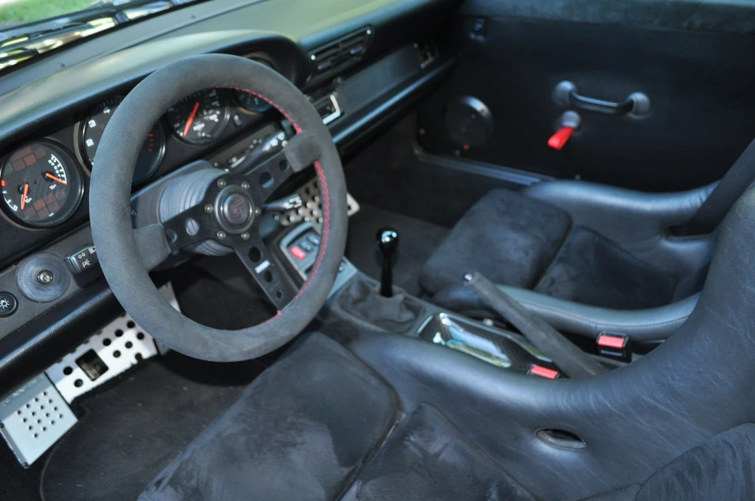 1996 Porsche 993 Carrera - Image 16 of 20