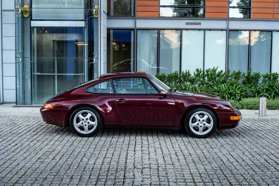 1996 Porsche 993 Carrera - Image 8 of 31