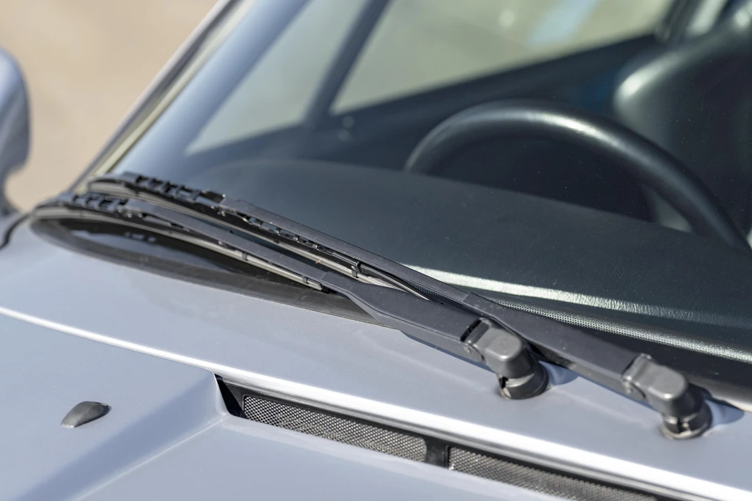 1996 Porsche 993 Carrera 4S - Image 24 of 31
