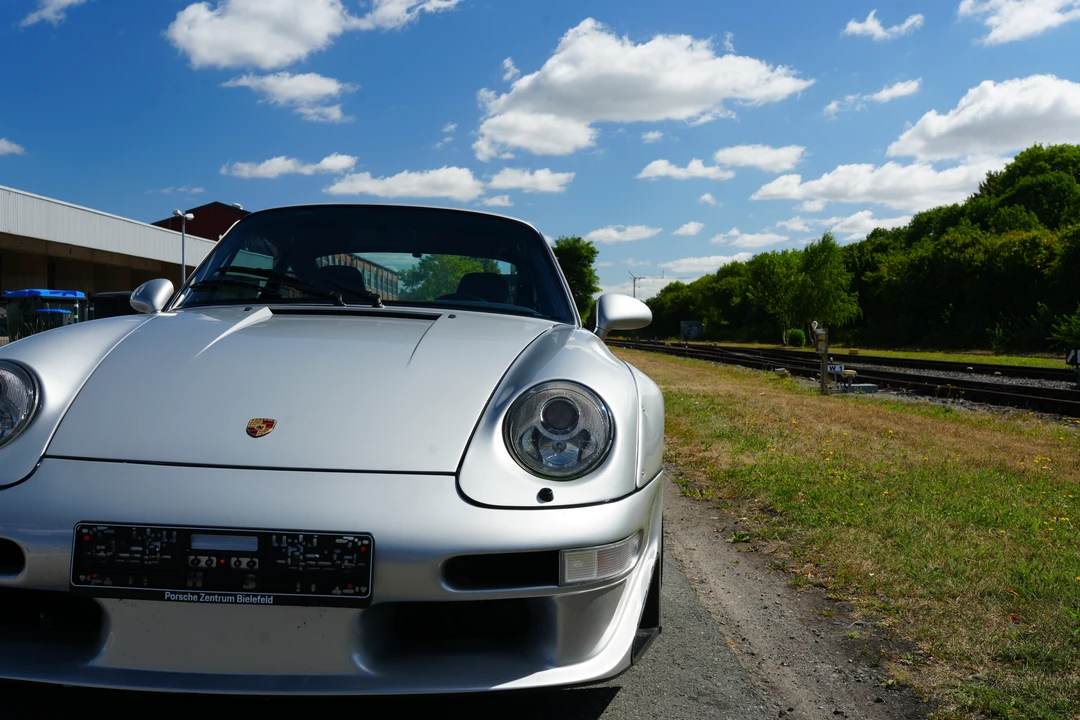 1996 Porsche 993 Carrera S - Image 25 of 31