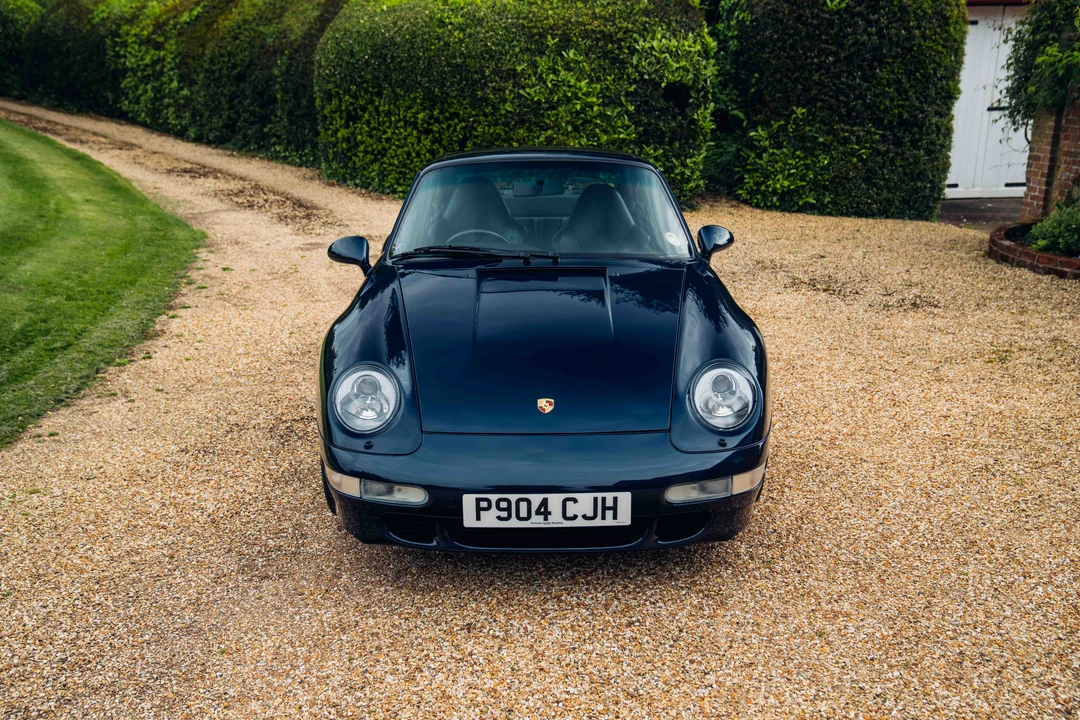 1996 Porsche 993 Carrera - Image 10 of 31