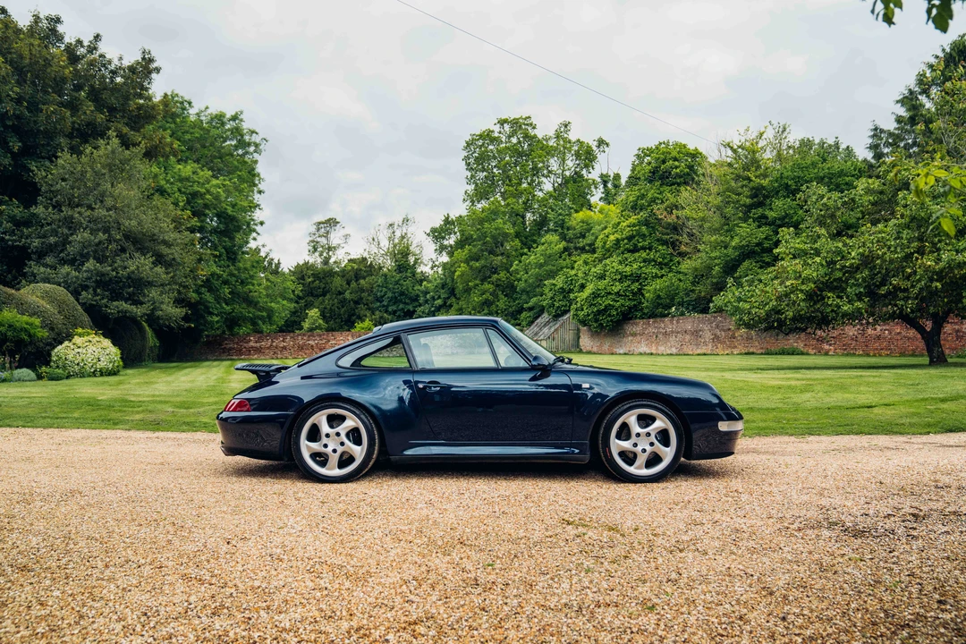 1996 Porsche 993 Carrera - Image 12 of 31