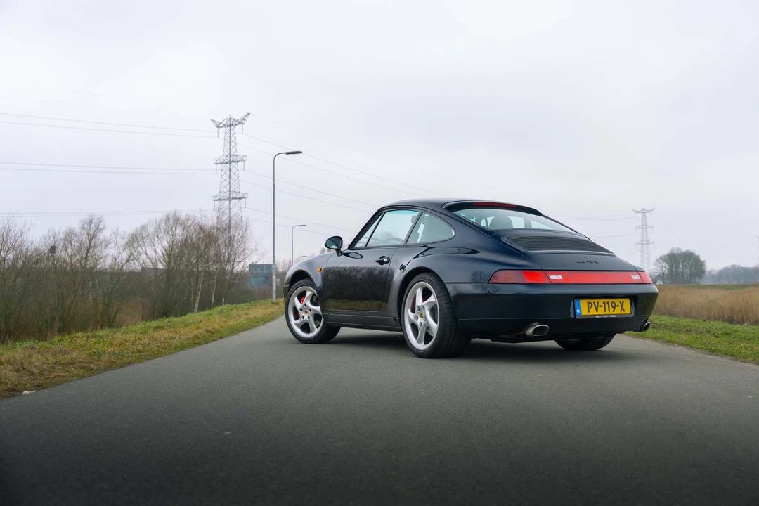 1996 Porsche 993 Carrera - Image 5 of 31