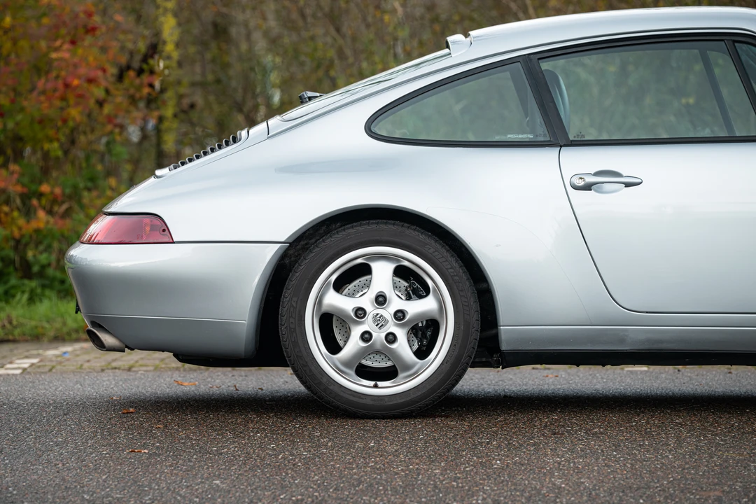 1996 Porsche 993 Carrera - Image 14 of 31