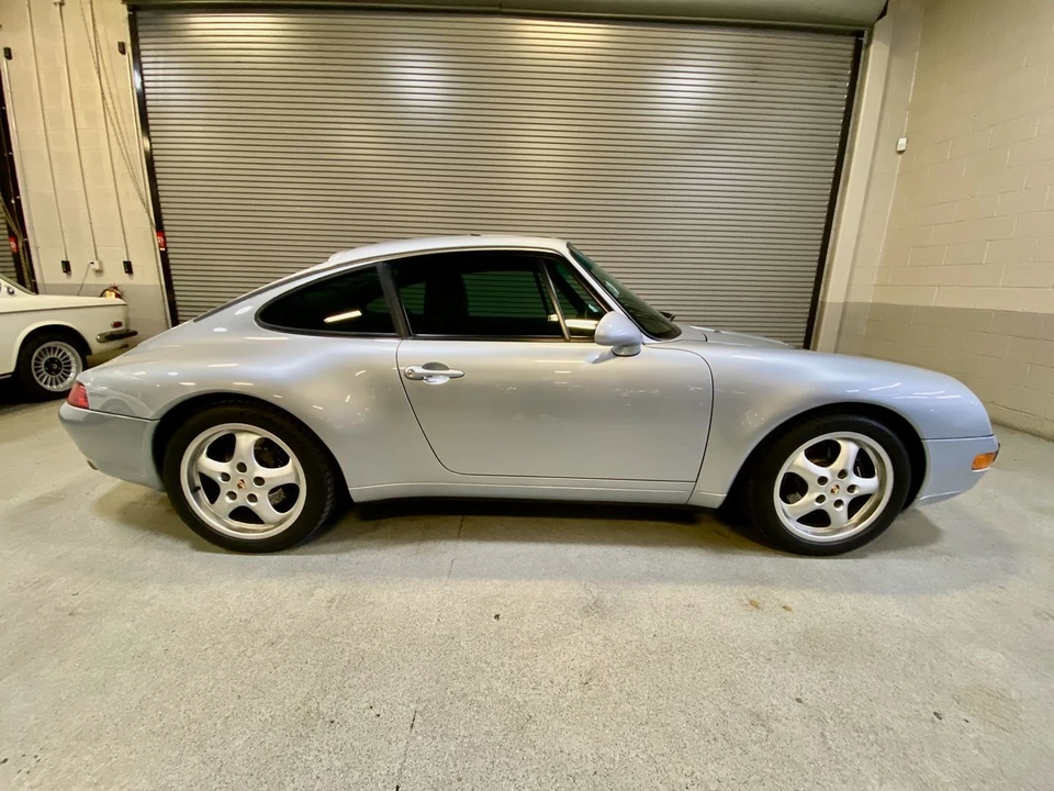 1996 Porsche 911 - Image 10 of 31