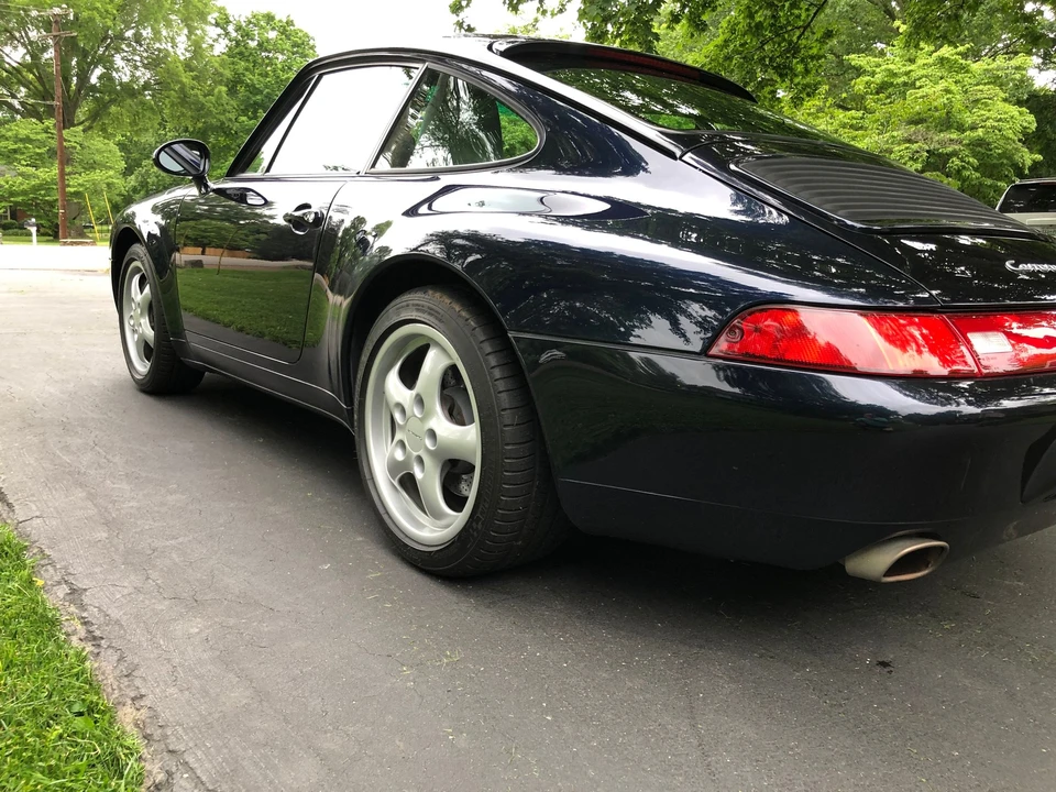 1996 Porsche 993 Carrera 4 - Image 4 of 7