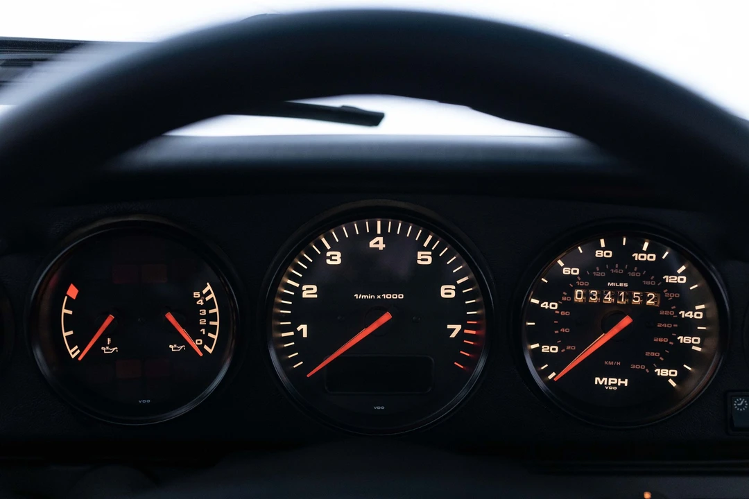 1996 Porsche 993 Carrera 4S - Image 24 of 31