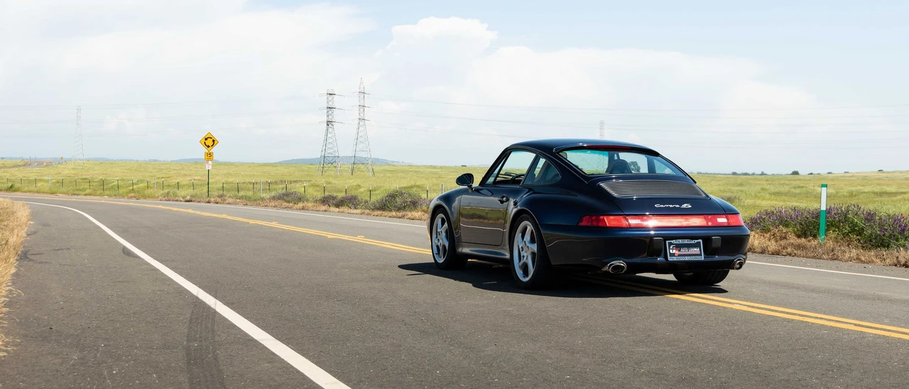 1996 Porsche 993 Carrera 4S - Image 8 of 31
