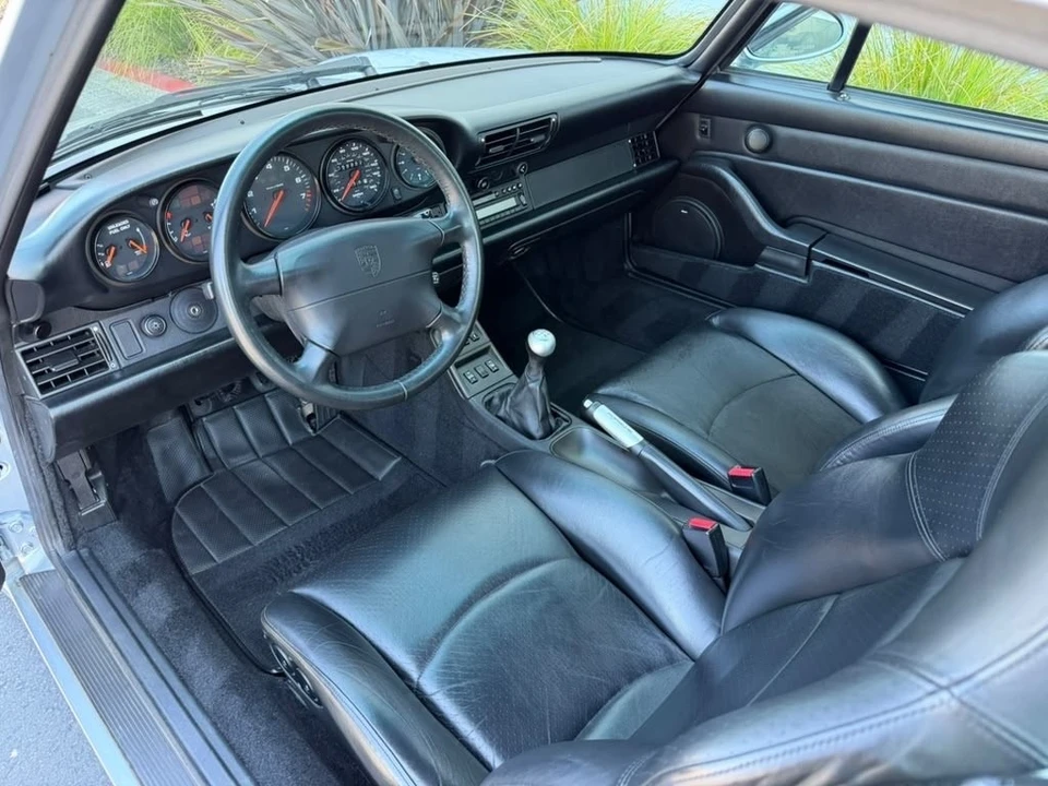 1996 Porsche 993 Carrera - Image 10 of 23
