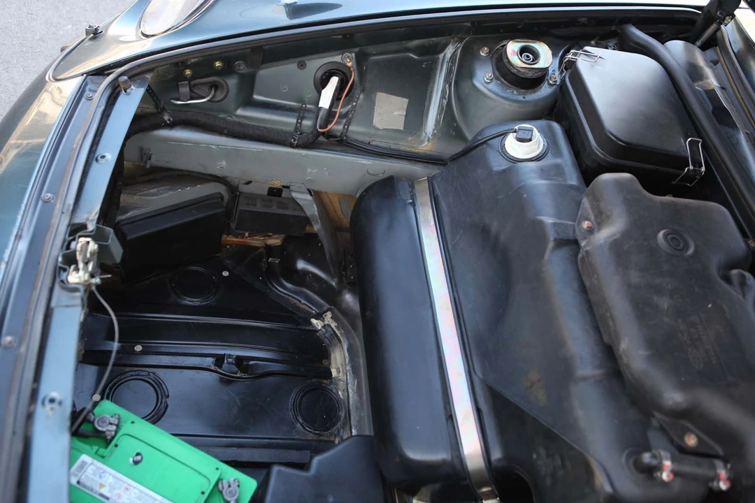 1996 Porsche - Image 21 of 24