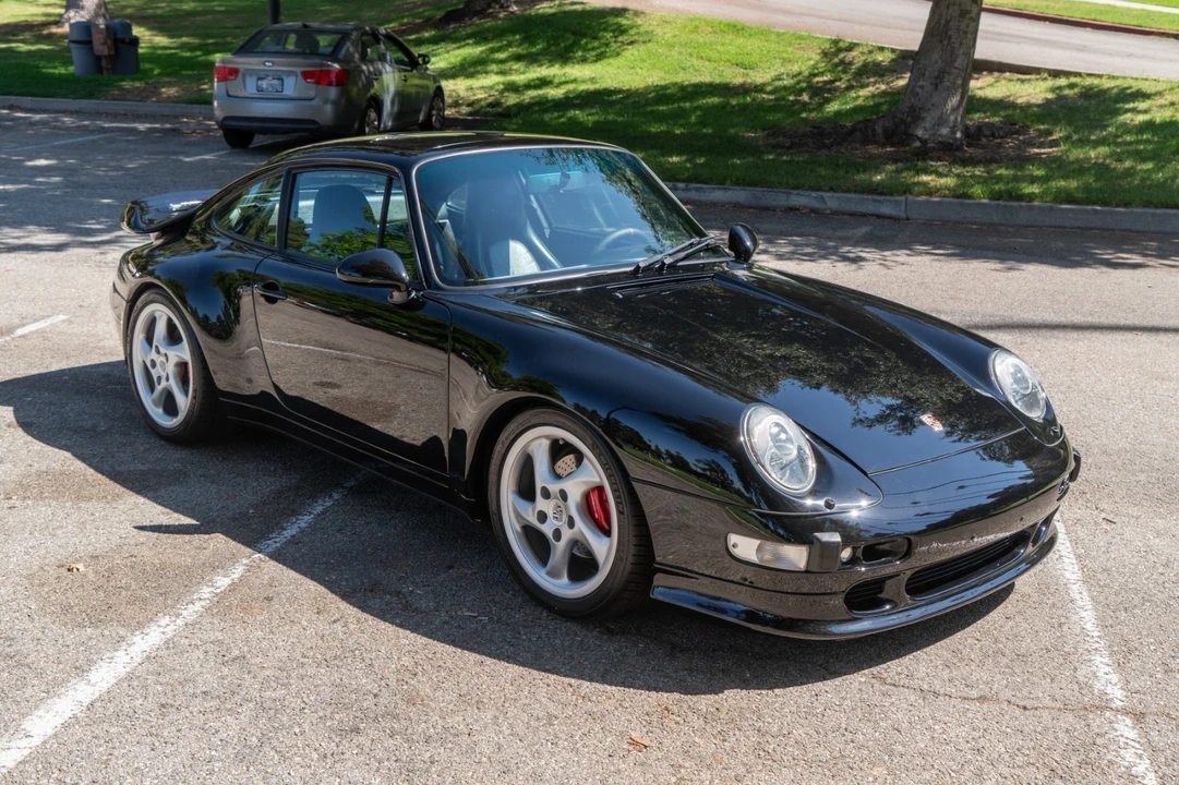 1996 Porsche 993 Carrera 4 - Image 16 of 31