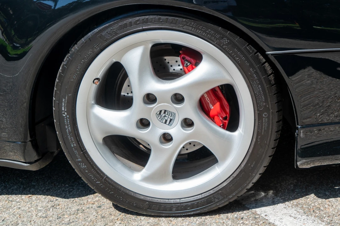 1996 Porsche 993 Carrera 4 - Image 13 of 31