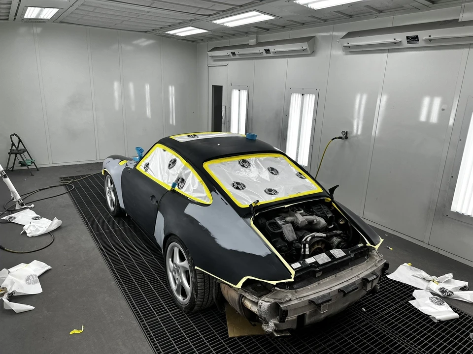 1996 Porsche 993 Carrera 4 - Image 26 of 31