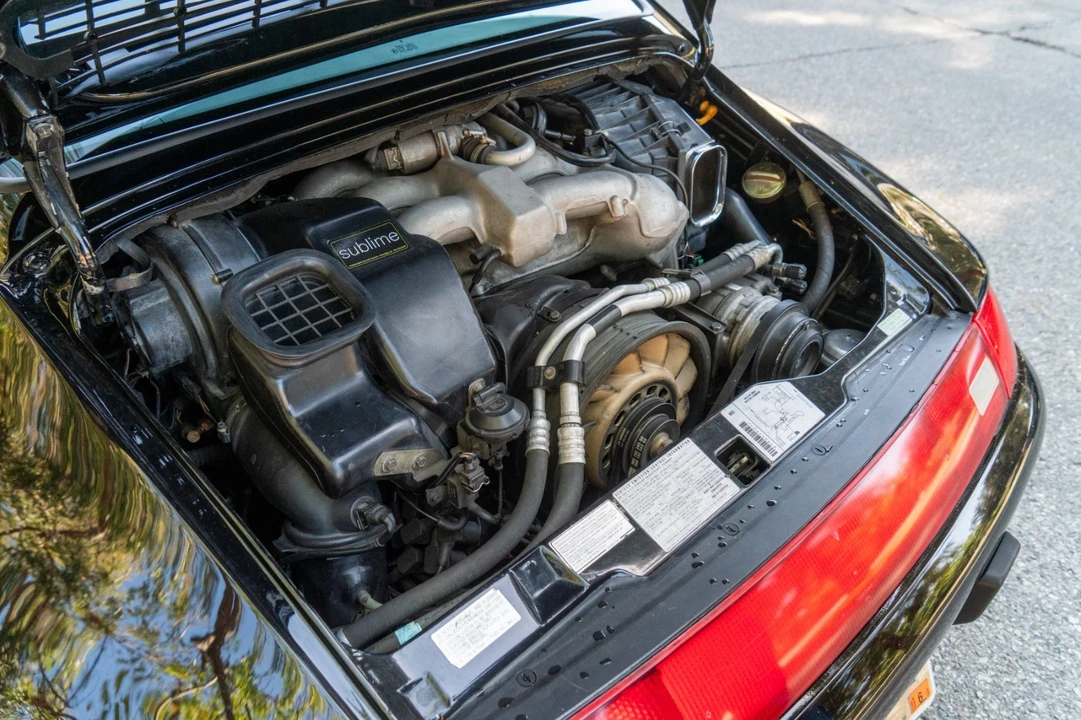 1996 Porsche 993 Carrera 4 - Image 22 of 31