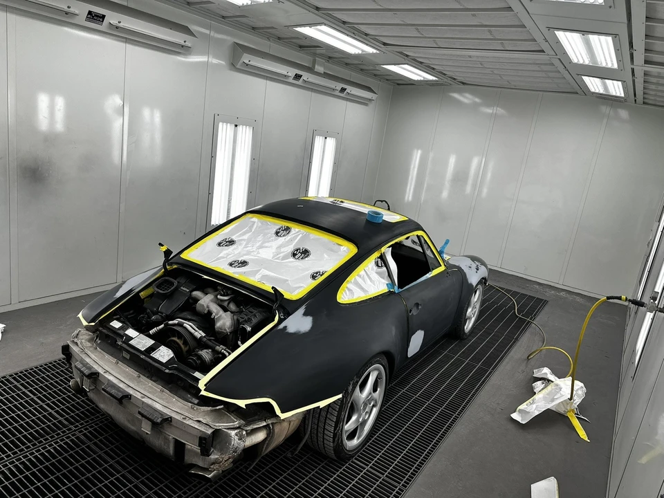 1996 Porsche 993 Carrera 4 - Image 7 of 31