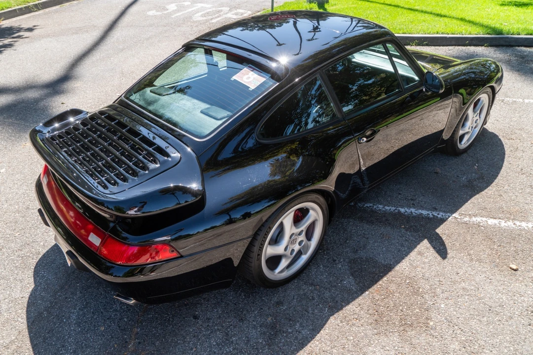 1996 Porsche 993 Carrera 4 - Image 18 of 31