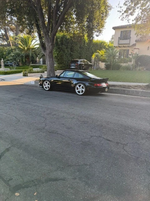 1996 Porsche 993 Carrera 4 - Image 6 of 31