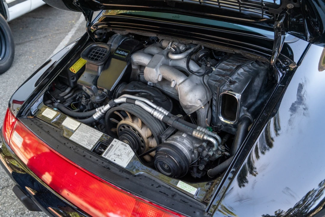 1996 Porsche 993 Carrera 4 - Image 21 of 31