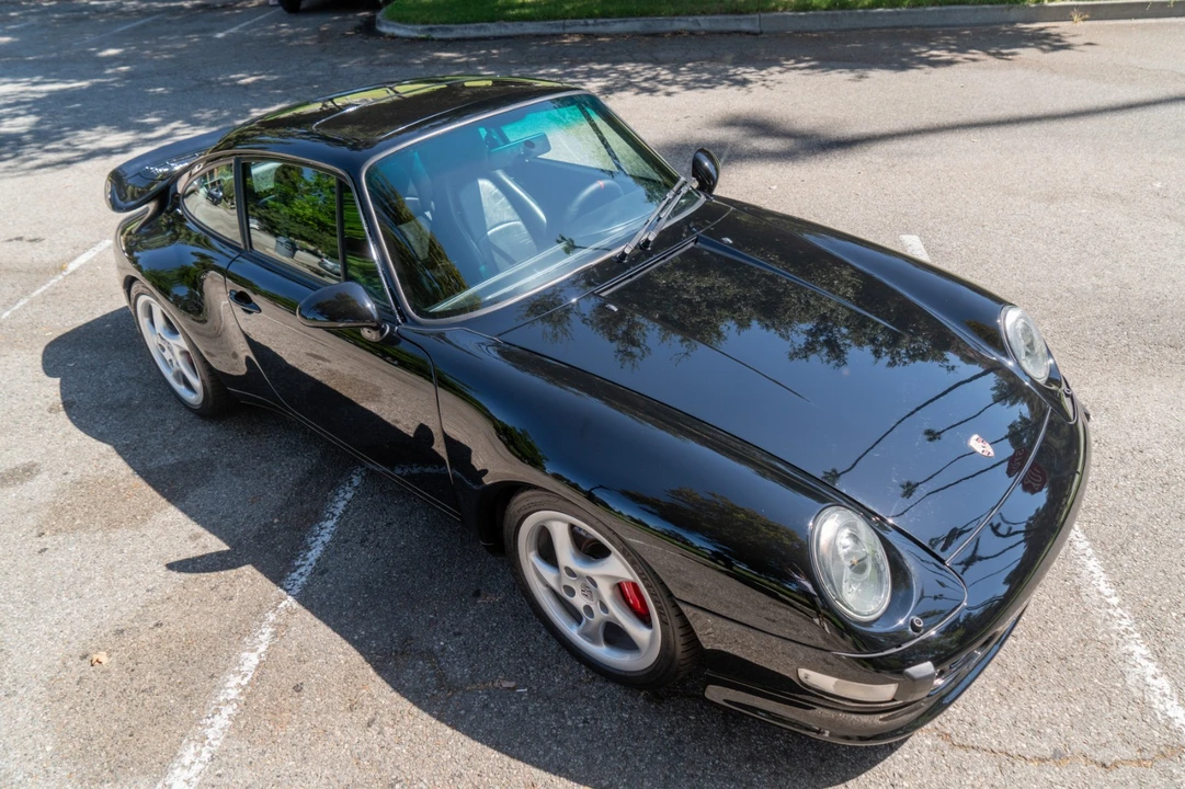 1996 Porsche 993 Carrera 4 - Image 17 of 31
