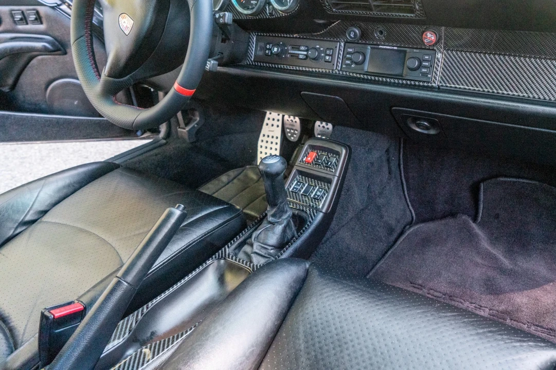 1996 Porsche 993 Carrera 4 - Image 30 of 31