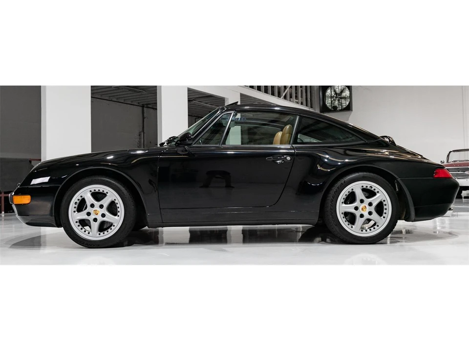 1996 Porsche 993 Carrera - Image 9 of 31