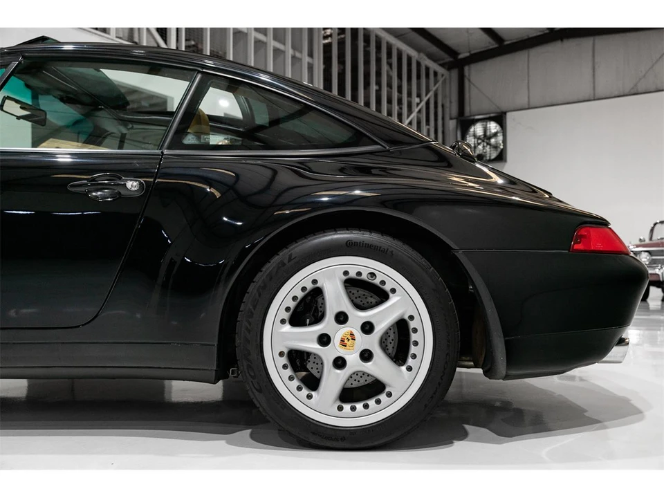 1996 Porsche 993 Carrera - Image 11 of 31