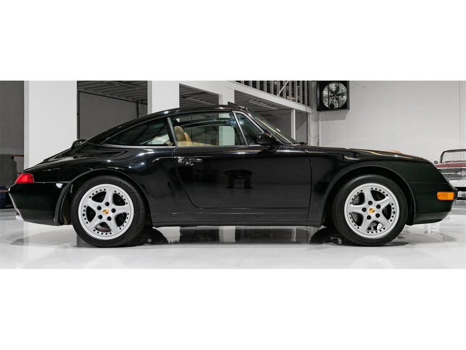 1996 Porsche 993 Carrera - Image 14 of 31