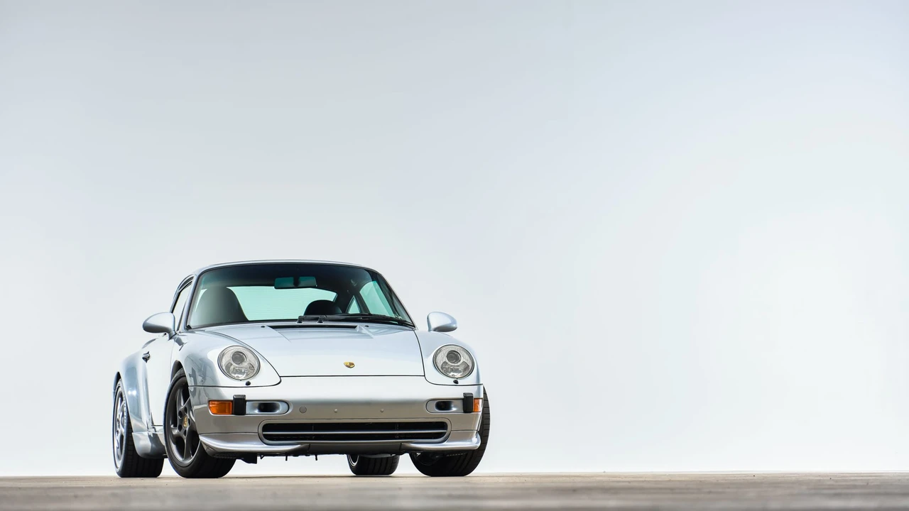 1996 Porsche 993 Carrera - Image 8 of 31