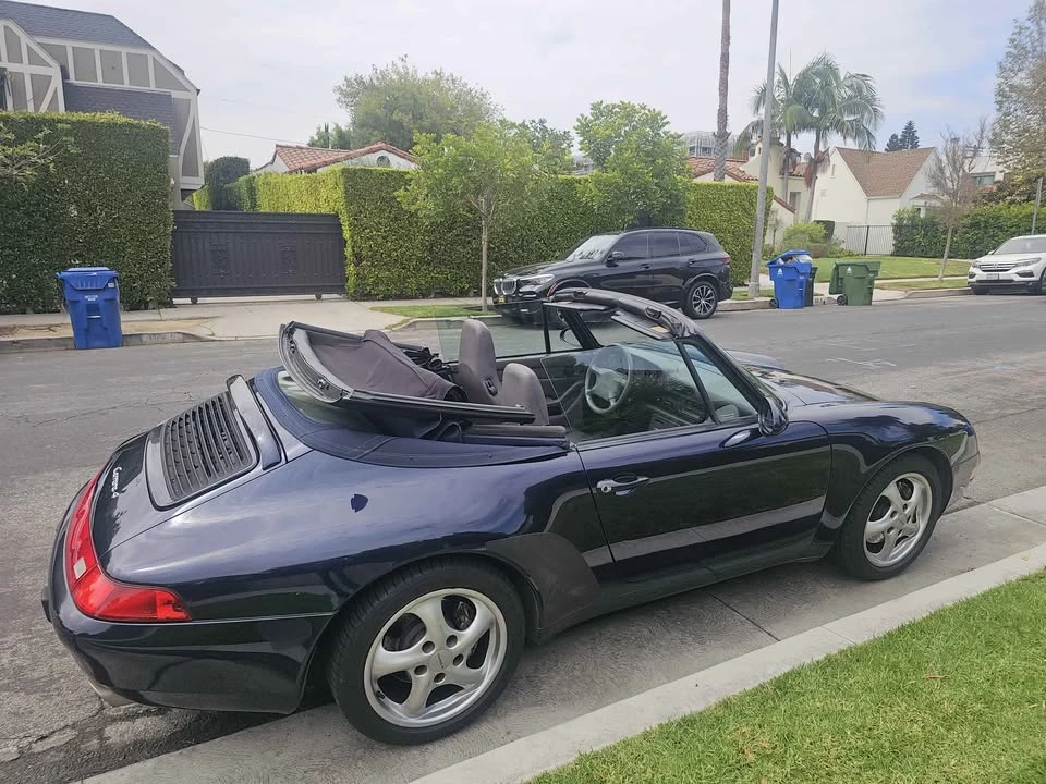 1996 Porsche 993 Carrera 4 - Image 9 of 17