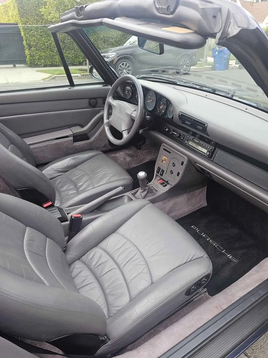 1996 Porsche 993 Carrera 4 - Image 12 of 17