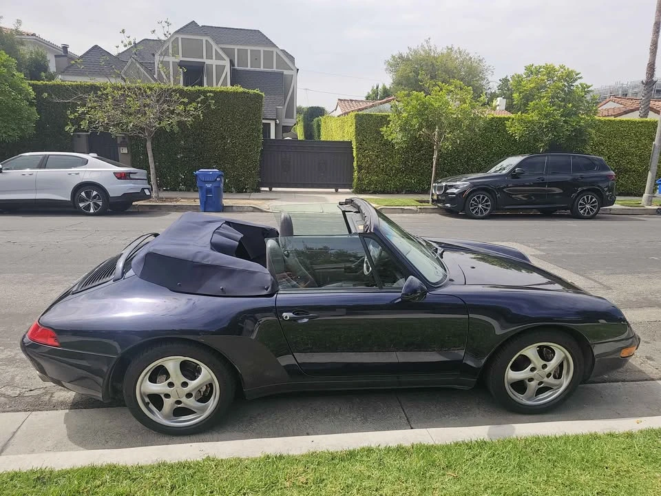 1996 Porsche 993 Carrera 4 - Image 10 of 17