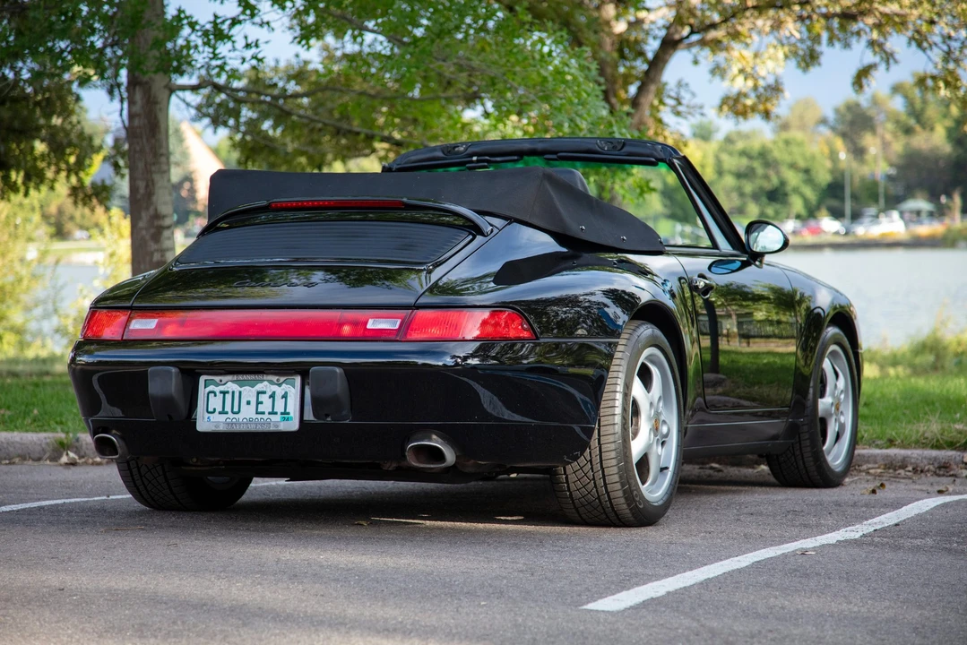 1996 Porsche 993 Carrera - Image 5 of 31