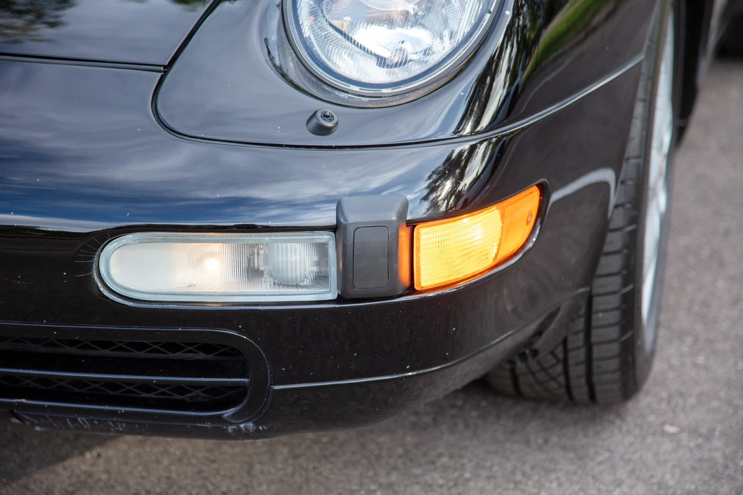 1996 Porsche 993 Carrera - Image 14 of 31