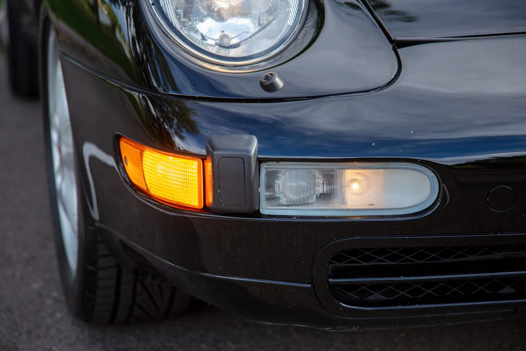 1996 Porsche 993 Carrera - Image 13 of 31