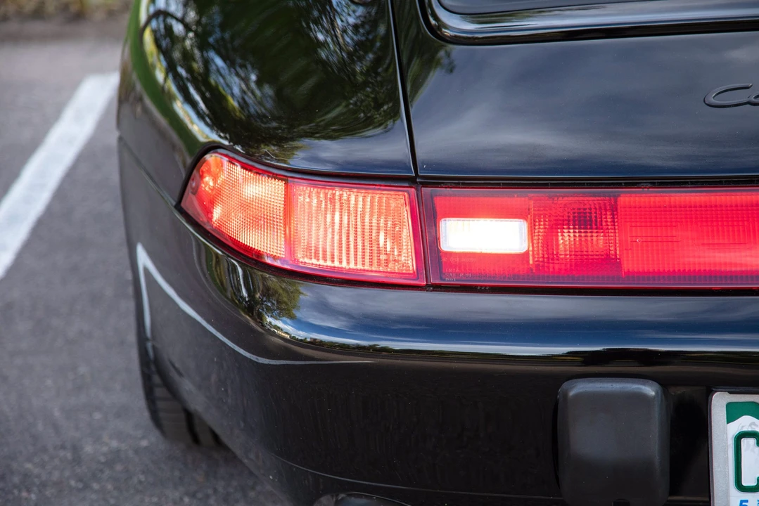 1996 Porsche 993 Carrera - Image 19 of 31