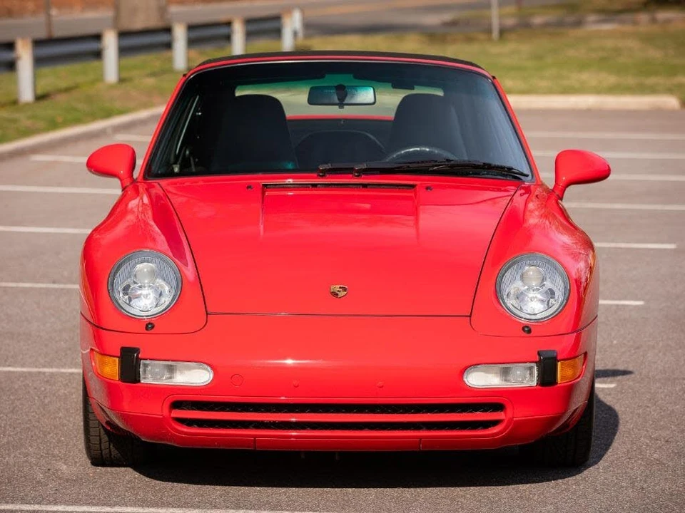 1996 Porsche 993 Carrera 4 - Image 6 of 31