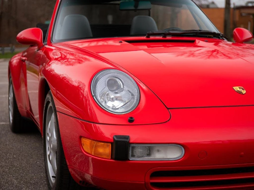 1996 Porsche 993 Carrera 4 - Image 23 of 31