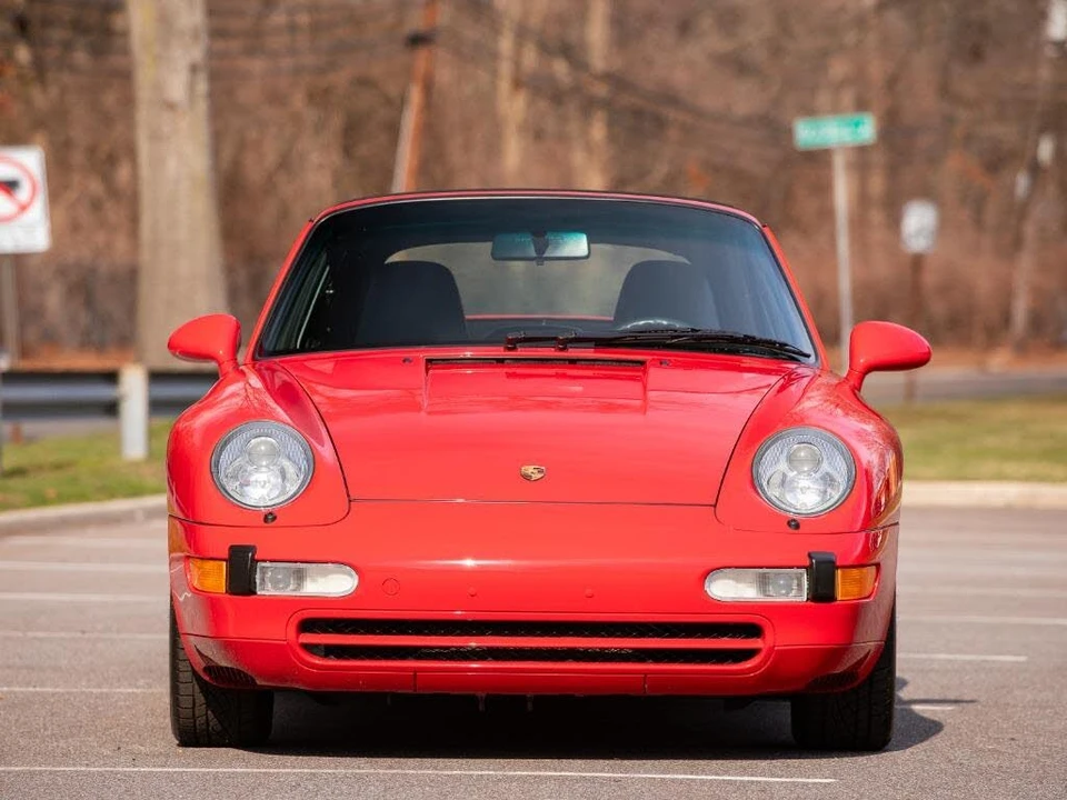 1996 Porsche 993 Carrera 4 - Image 4 of 31