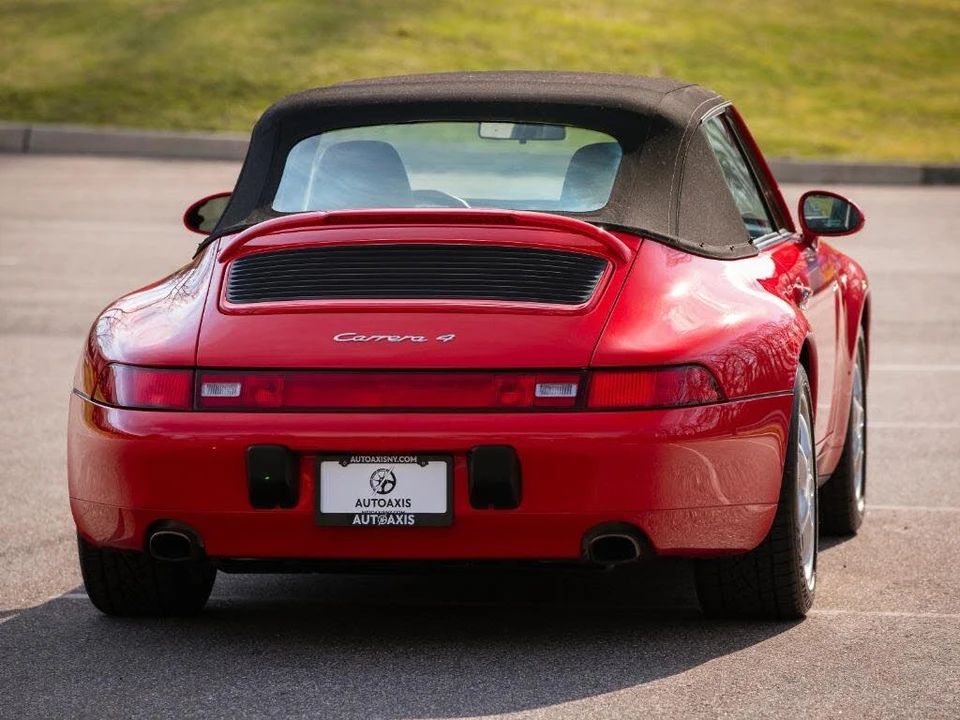 1996 Porsche 993 Carrera 4 - Image 17 of 31