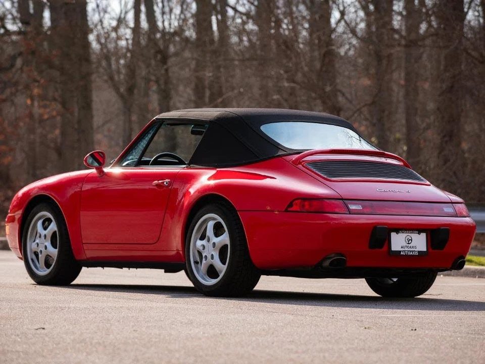 1996 Porsche 993 Carrera 4 - Image 12 of 31