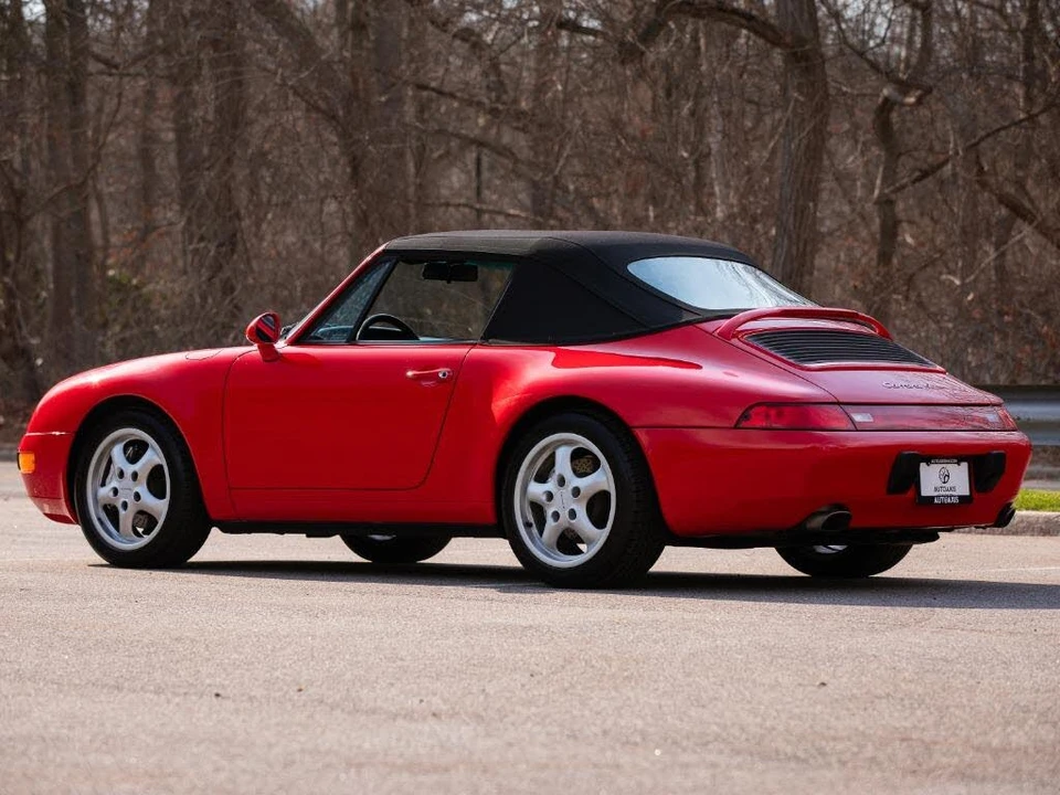 1996 Porsche 993 Carrera 4 - Image 10 of 31