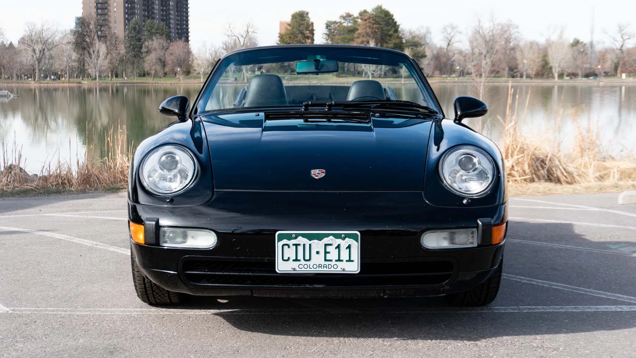 1996 Porsche 993 Carrera 4 - Image 2 of 31