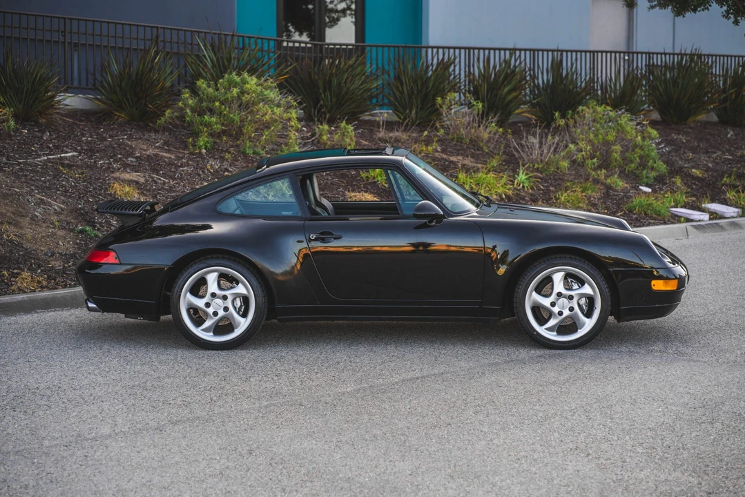 1996 Porsche 993 Carrera - Image 26 of 31